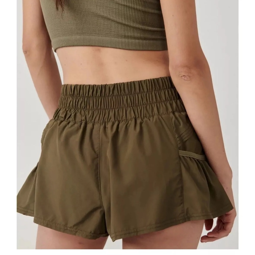 🛑SOLD🛑NWOT FP Movement Get Your Flirt On Shorts Large - Picture 3 of 5